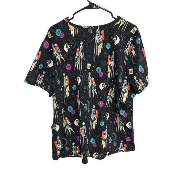 Disney NWT Nightmare Before Christmas Scrub Top SZ XXL - Picture 2 of 10